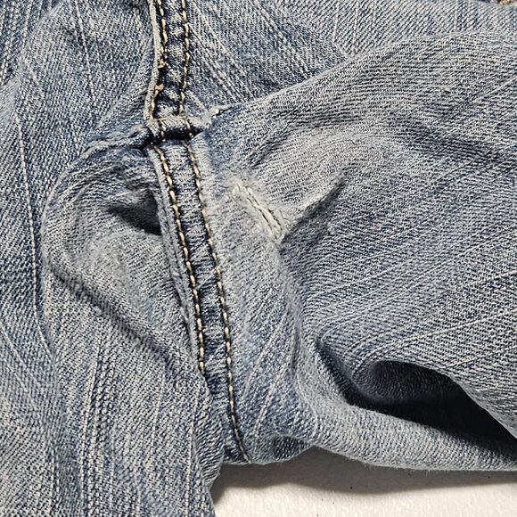 Levis Signature Low Rise Boot Cut Jeans Womens Size 10 Medium Wash Denim Pants - Picture 4 of 6